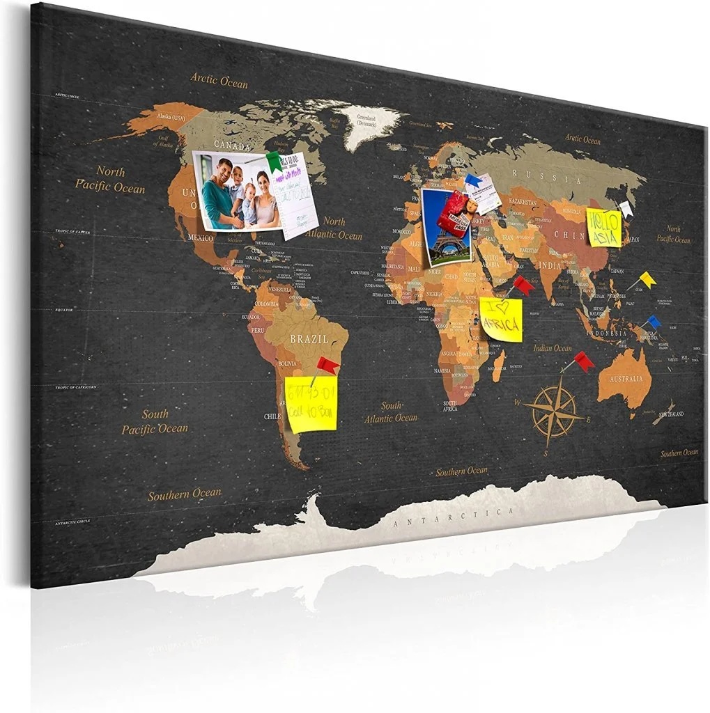 Tabella Con Mappa, Telecamera, Guida Di Viaggio E Blocco Note Fotografia Stock - Immagine Di - Foto 7