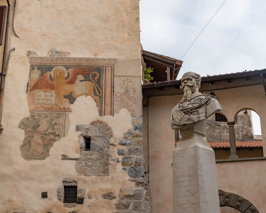 busto V.Emanuele